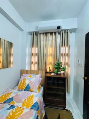 Comfy Two Single Beds Unit at Sonia's Island Stay